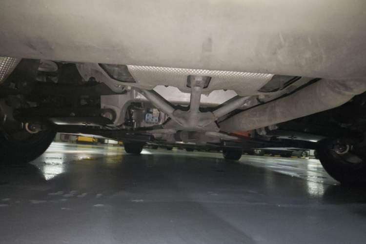 Used BMW 5 Series New Energy 2021 535Le M Sport Package Chassis Rear