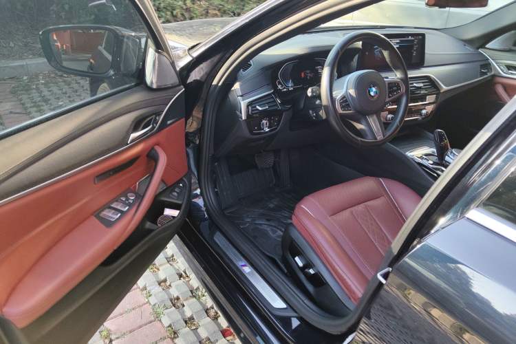 Used BMW 5 Series New Energy 2021 535Le M Sport Package Driver Seat