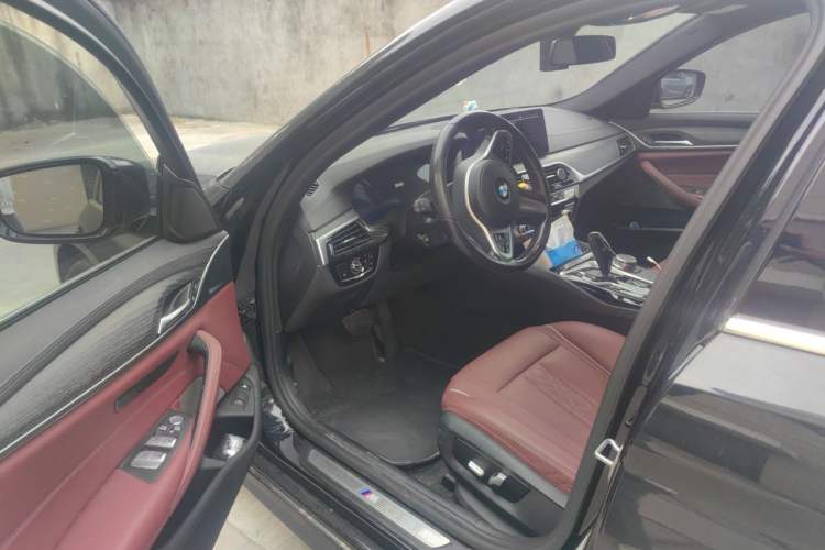 Used BMW 5 Series New Energy 2021 535Le M Sport Package Driver Seat