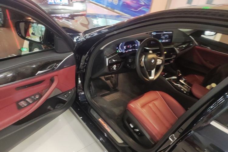 Used BMW 5 Series New Energy 2021 Updated 535Le Luxury Package Driver Seat