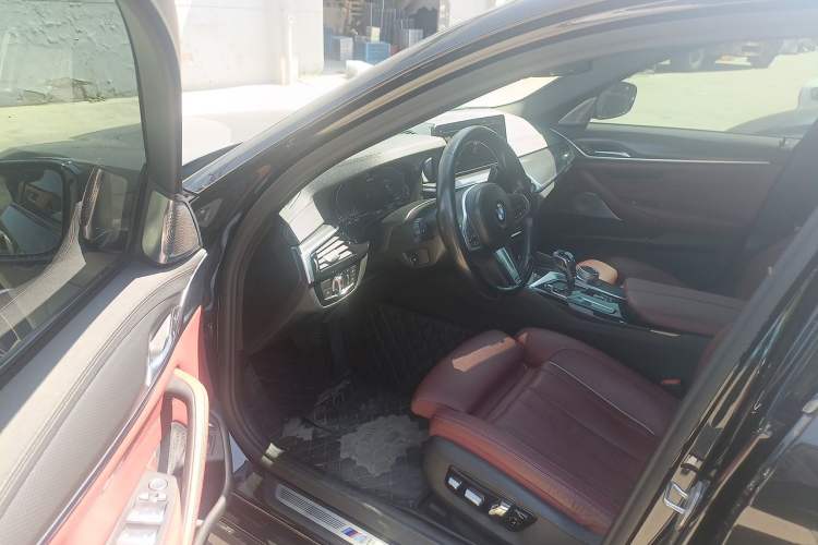 Used BMW 5 Series New Energy 2021 535Le Pioneer Edition M Sport Package Driver Seat