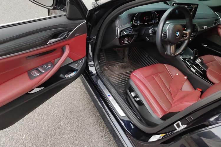 Used BMW 5 Series New Energy 2021 535Le M Sport Package Driver Seat