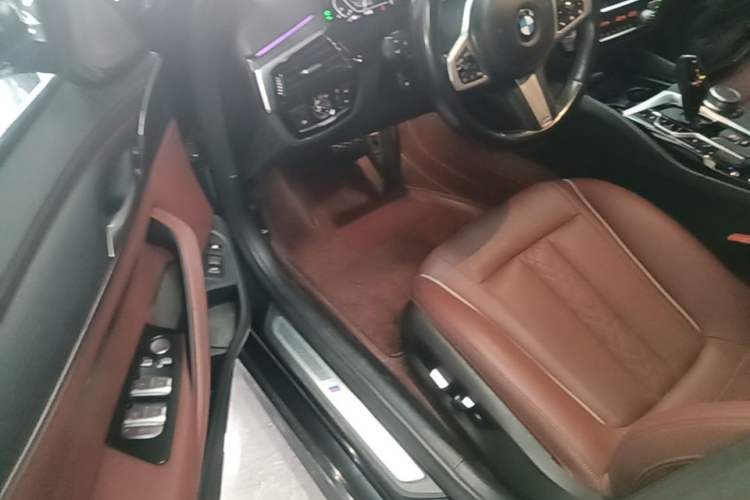 Used BMW 5 Series New Energy 2021 Restyled 535Le M Sport Package Driver Seat