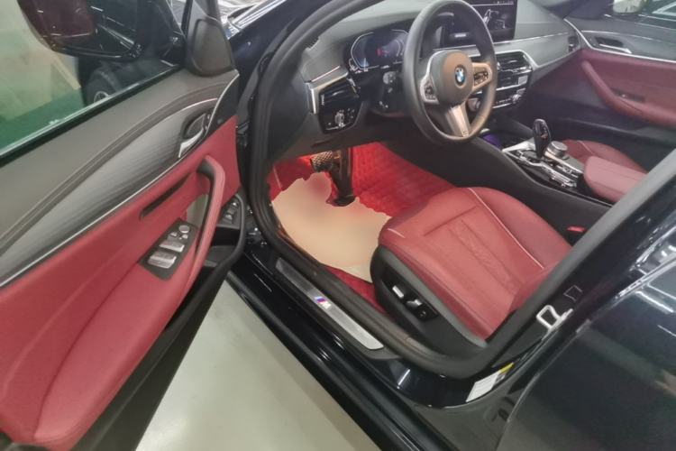 Used BMW 5 Series New Energy 2021 535Le M Sport Package Driver Seat
