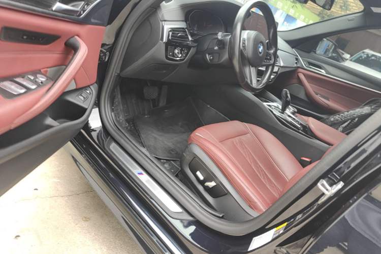 Used BMW 5 Series New Energy 2021 535Le M Sport Package Driver Seat