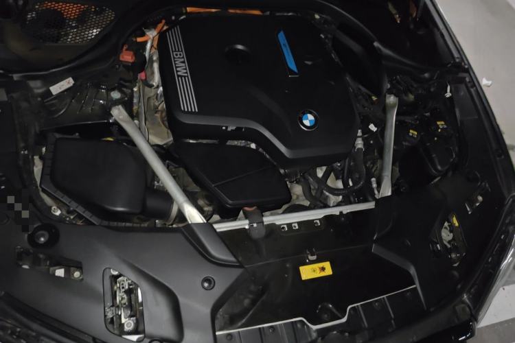 Used BMW 5 Series New Energy 2021 535Le Luxury Package Engine Bay
