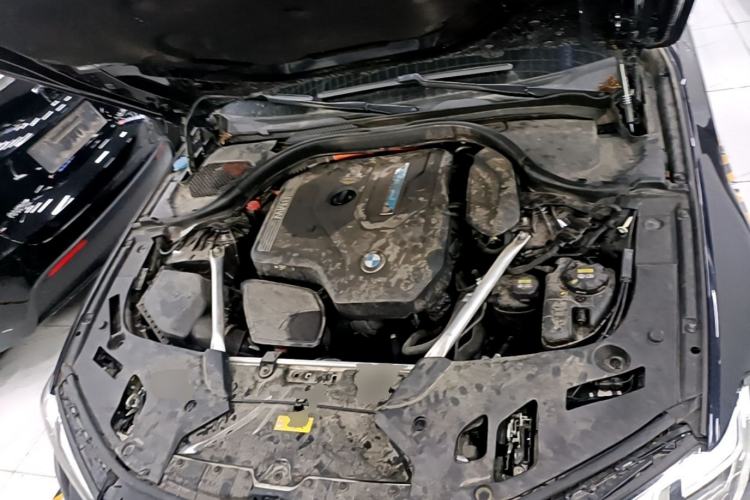 Used BMW 5 Series New Energy 2021 535Le M Sport Package Engine Bay