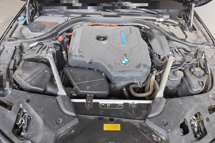 Used BMW 5 Series New Energy 2021 535Le Luxury Package Engine Bay