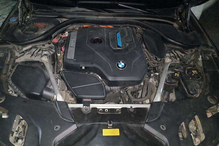 Used BMW 5 Series New Energy 2021 535Le Pioneer Edition M Sport Package Engine Bay