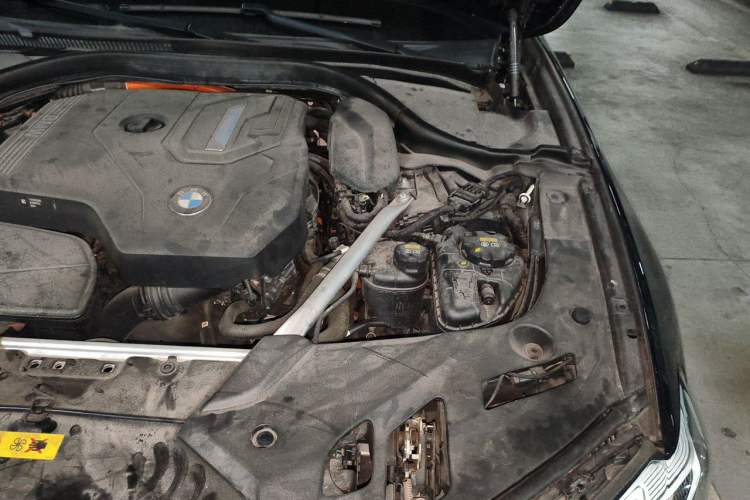 Used BMW 5 Series New Energy 2021 535Le Pioneer Edition M Sport Package Engine Bay Left