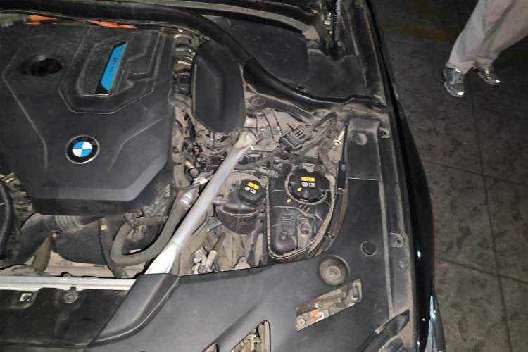 Used BMW 5 Series New Energy 2021 535Le Pioneer Edition M Sport Package Engine Bay Left