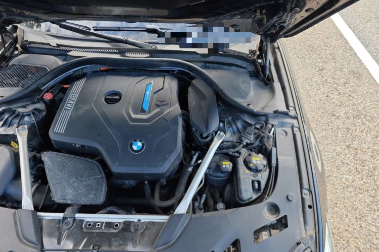 Used BMW 5 Series New Energy 2021 535Le M Sport Package Engine Bay Left