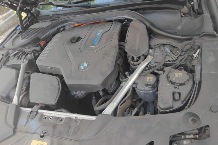 Used BMW 5 Series New Energy 2021 535Le M Sport Package Engine Bay Left