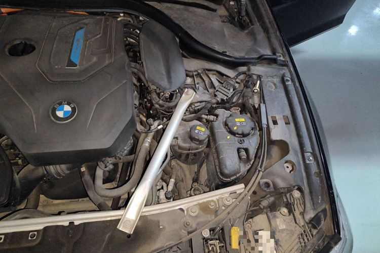 Used BMW 5 Series New Energy 2021 Restyled 535Le Pioneer Edition M Sport Package Engine Bay Left