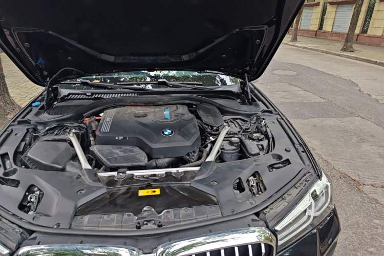 Used BMW 5 Series New Energy 2021 Restyled 535Le M Sport Package Engine Bay Left