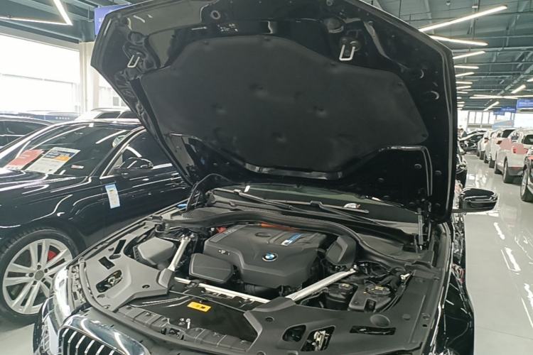 Used BMW 5 Series New Energy 2021 535Le Luxury Package Engine Bay