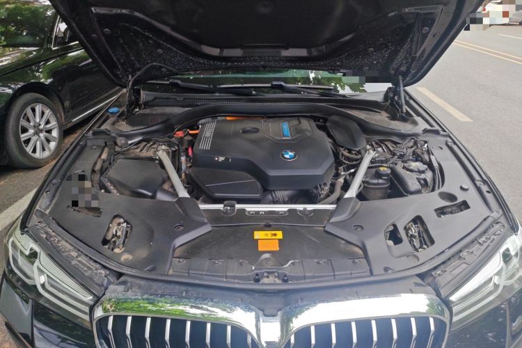 Used BMW 5 Series New Energy 2021 535Le M Sport Package Engine Bay
