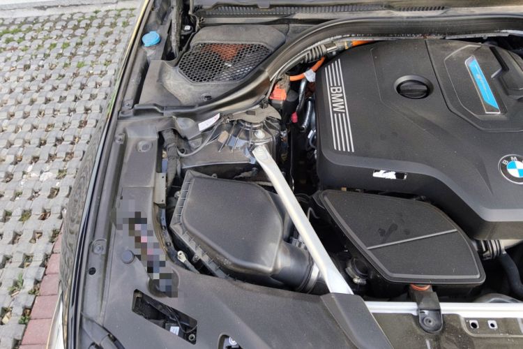 Used BMW 5 Series New Energy 2021 535Le M Sport Package Engine Bay Right