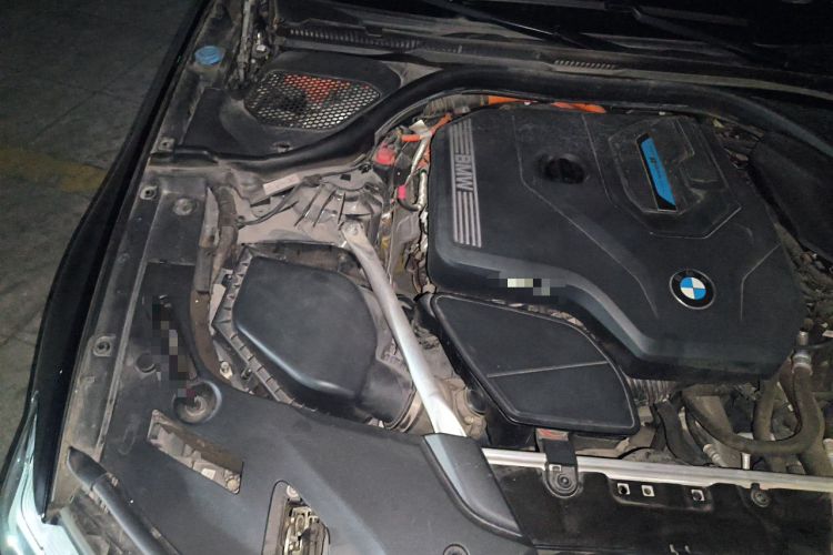 Used BMW 5 Series New Energy 2021 535Le Pioneer Edition M Sport Package Engine Bay Right