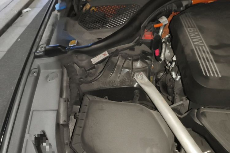 Used BMW 5 Series New Energy 2021 535Le Luxury Package Engine Bay Right