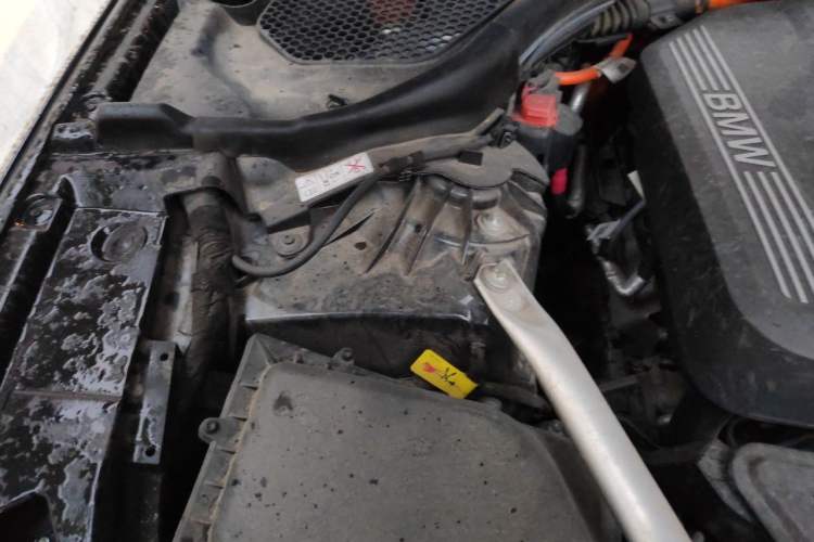 Used BMW 5 Series New Energy 2021 535Le M Sport Package Engine Bay Right