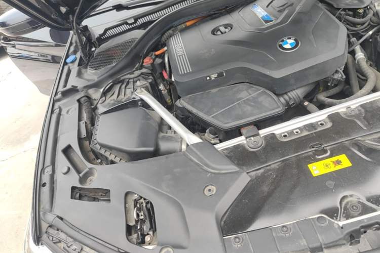 Used BMW 5 Series New Energy 2021 535Le M Sport Package Engine Bay Right