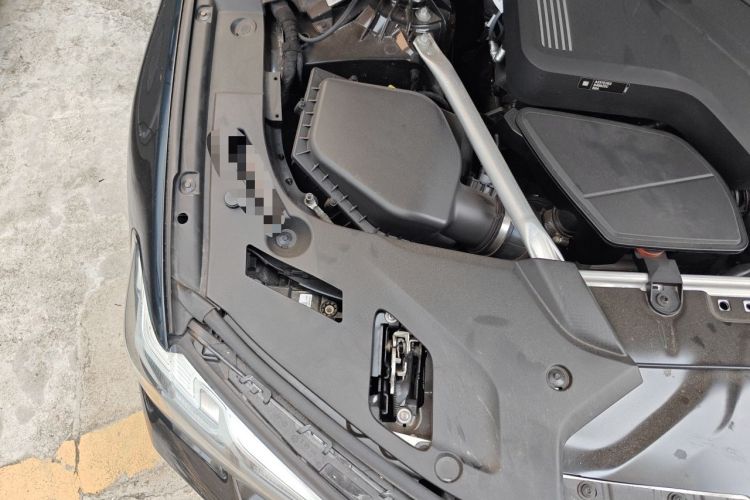 Used BMW 5 Series New Energy 2021 535Le Pioneer Edition M Sport Package Engine Bay Right
