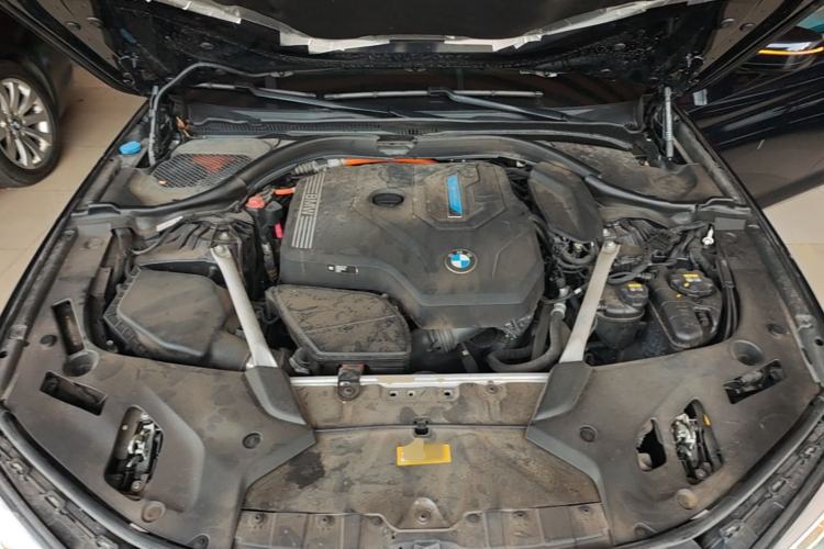 Used BMW 5 Series New Energy 2021 535Le Pioneer Edition M Sport Package Engine Bay