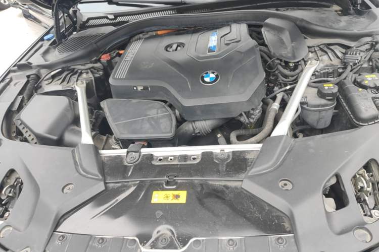 Used BMW 5 Series New Energy 2021 535Le M Sport Package Engine Bay
