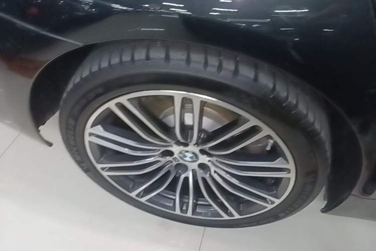 Used BMW 5 Series New Energy 2021 Restyled 535Le Pioneer Edition M Sport Package Exterior 5