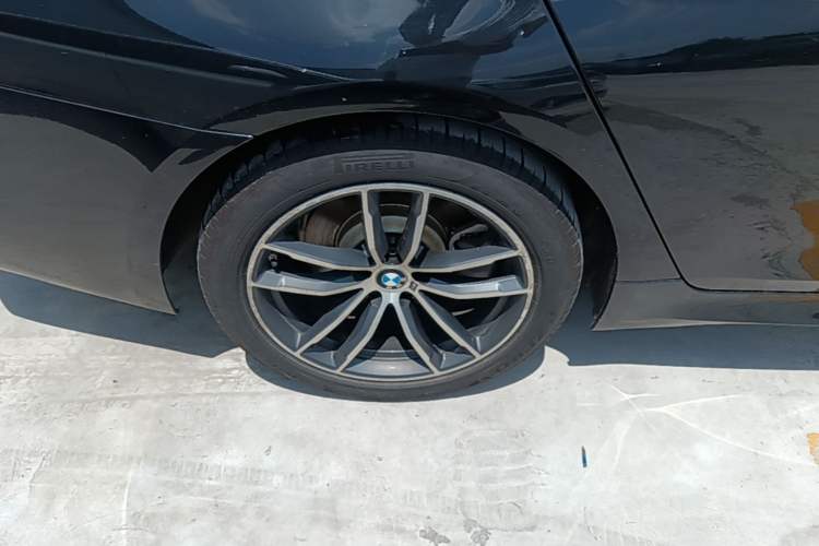 Used BMW 5 Series New Energy 2021 535Le M Sport Package Exterior 5