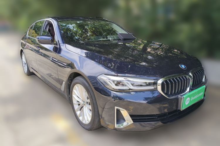 Used BMW 5 Series New Energy 2021 535Le Luxury Package Front Right 45 Deg