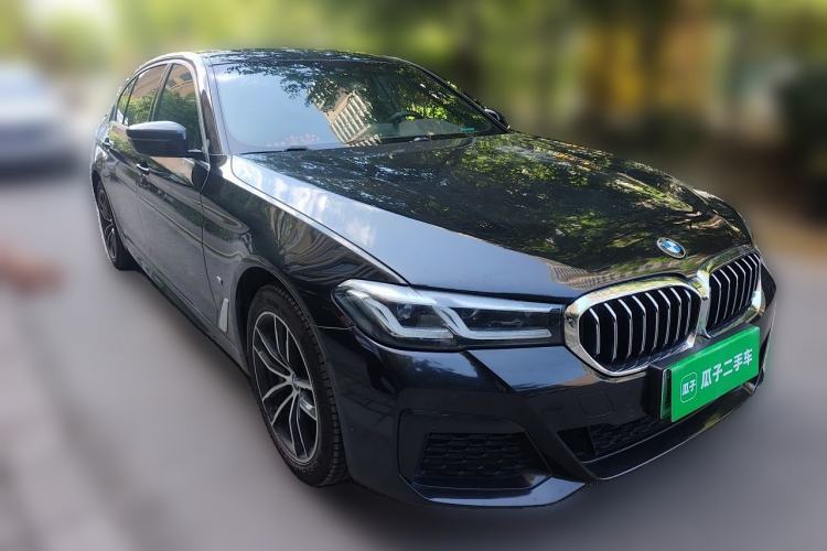 Used BMW 5 Series New Energy 2021 535Le M Sport Package Front Right 45 Deg