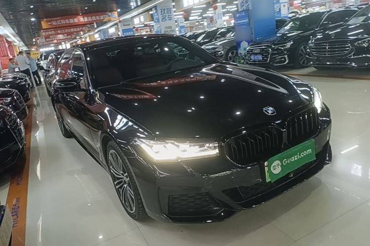 Used BMW 5 Series New Energy 2021 Restyled 535Le Pioneer Edition M Sport Package Front Right 45 Deg