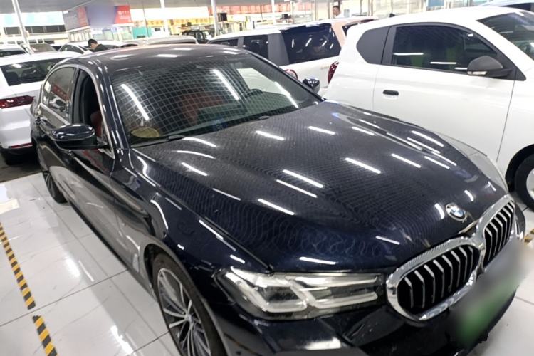 Used BMW 5 Series New Energy 2021 535Le M Sport Package Front Right 45 Deg