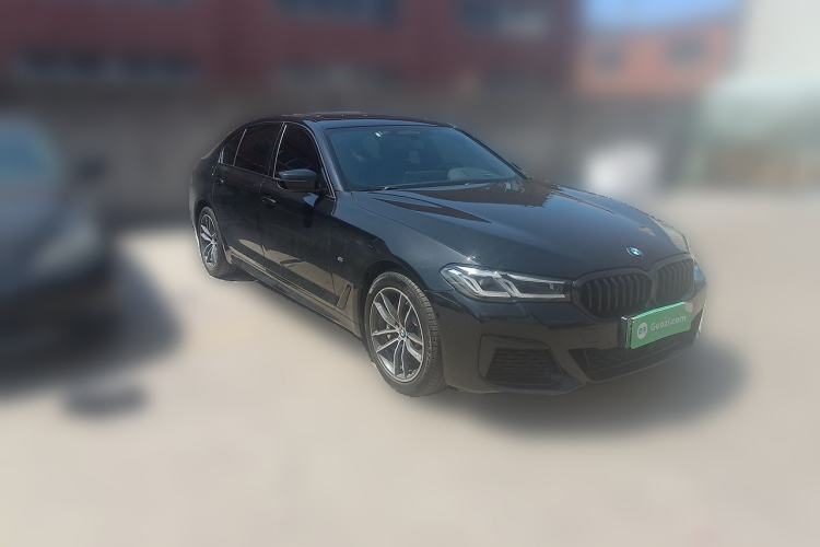 Used BMW 5 Series New Energy 2021 535Le Pioneer Edition M Sport Package Front Right 45 Deg