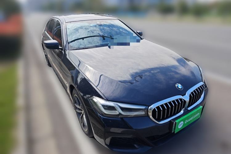 Used BMW 5 Series New Energy 2021 535Le M Sport Package Front Right 45 Deg