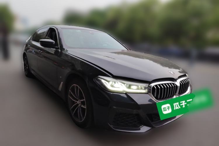 Used BMW 5 Series New Energy 2021 535Le M Sport Package Front Right 45 Deg