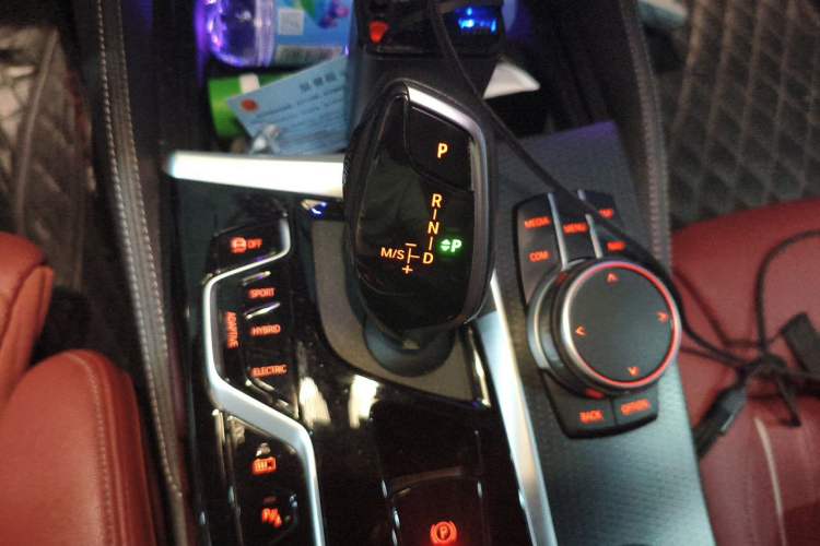 Used BMW 5 Series New Energy 2021 535Le Pioneer Edition M Sport Package Gear Lever
