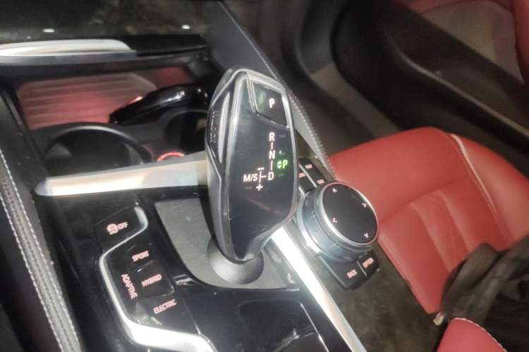 Used BMW 5 Series New Energy 2021 Updated 535Le Luxury Package Gear Lever