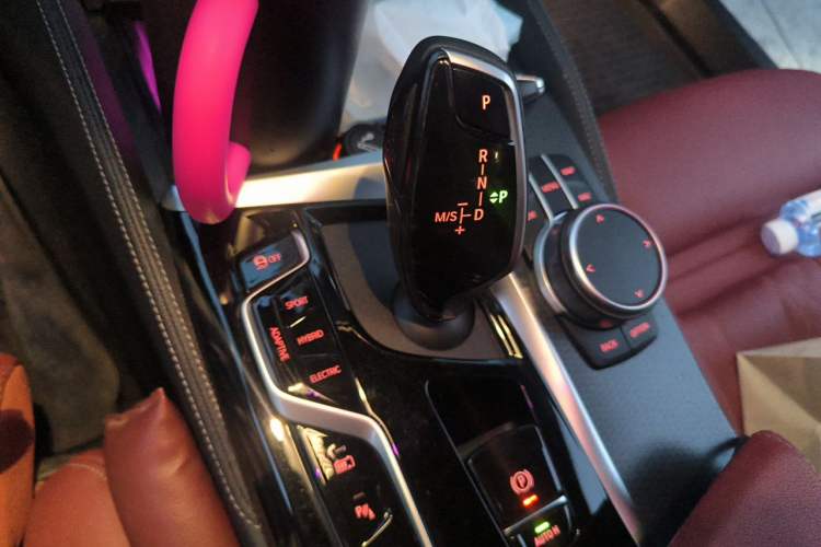Used BMW 5 Series New Energy 2021 535Le Pioneer Edition M Sport Package Gear Lever