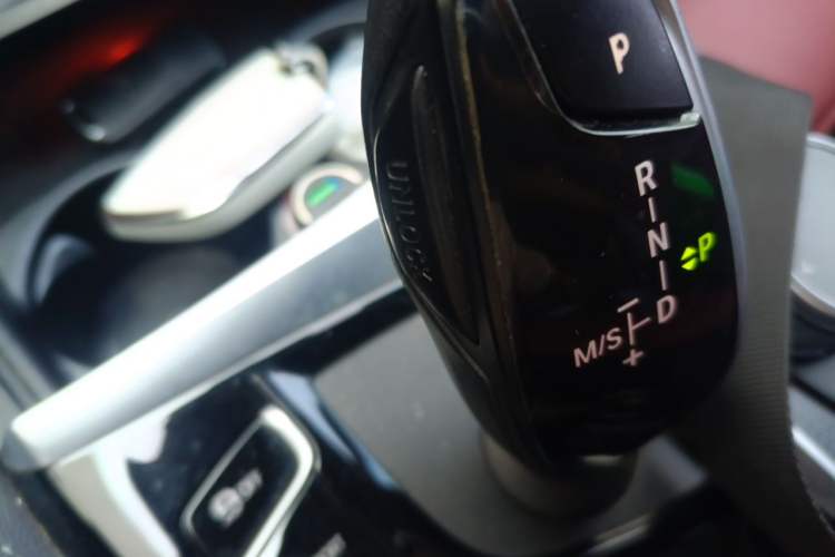 Used BMW 5 Series New Energy 2021 535Le Pioneer Edition M Sport Package Gear Lever
