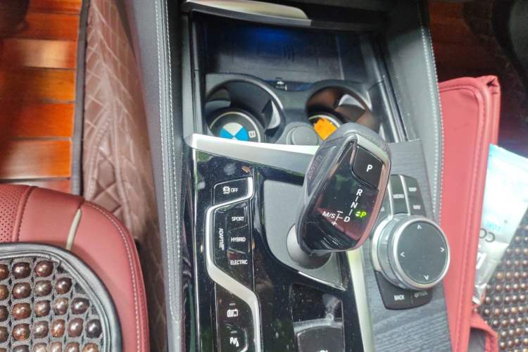 Used BMW 5 Series New Energy 2021 535Le M Sport Package Gear Lever