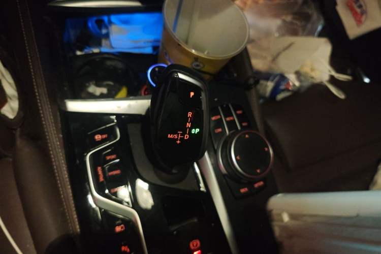 Used BMW 5 Series New Energy 2021 535Le Pioneer Edition M Sport Package Gear Lever