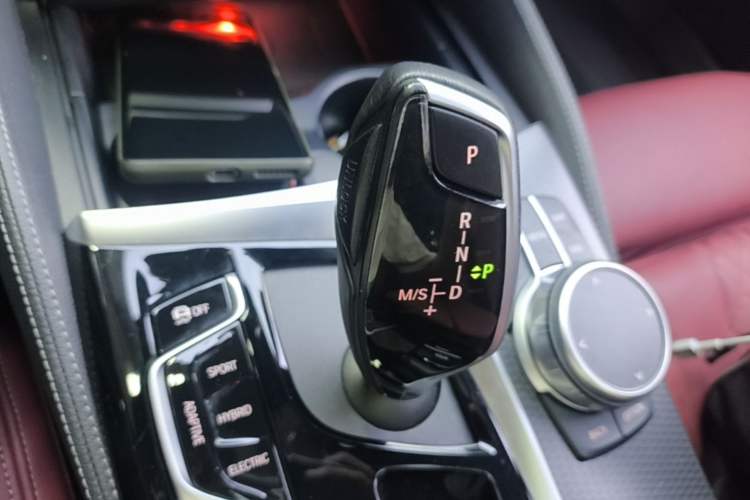 Used BMW 5 Series New Energy 2021 535Le Pioneer Edition M Sport Package Gear Lever
