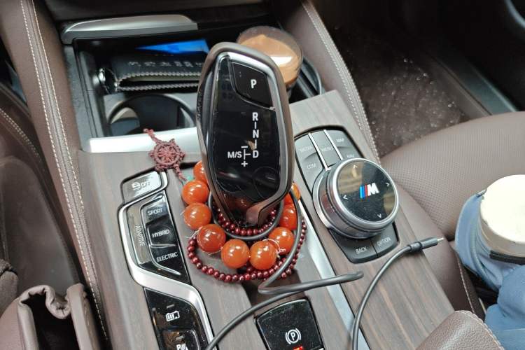 Used BMW 5 Series New Energy 2021 535Le Pioneer Edition M Sport Package Gear Lever