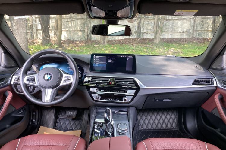 Used BMW 5 Series New Energy 2021 535Le M Sport Package Interior 2