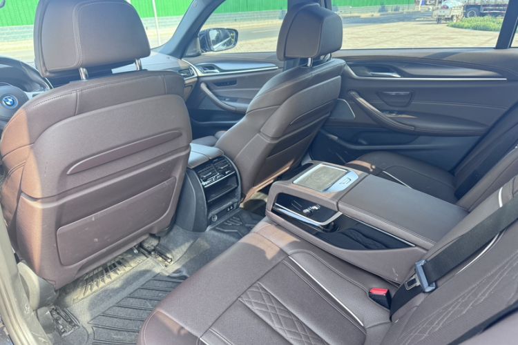 Used BMW 5 Series New Energy 2021 535Le Luxury Package Interior 2
