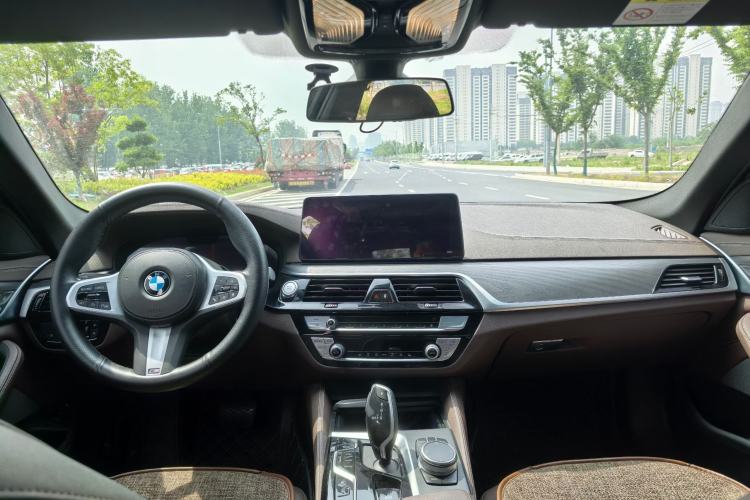 Used BMW 5 Series New Energy 2021 535Le M Sport Package Interior 3