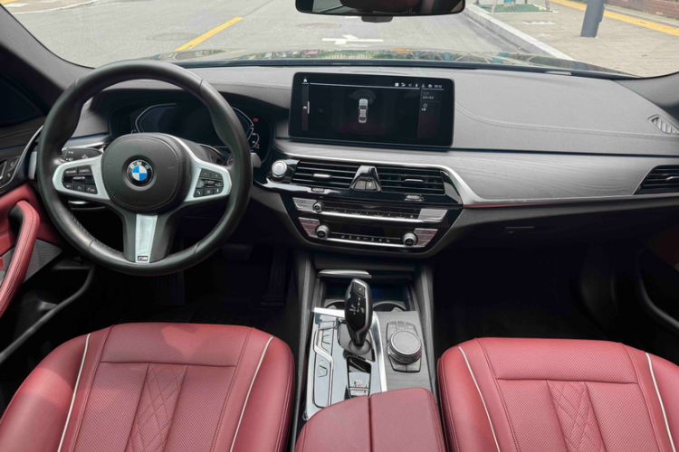 Used BMW 5 Series New Energy 2021 535Le M Sport Package Interior 4